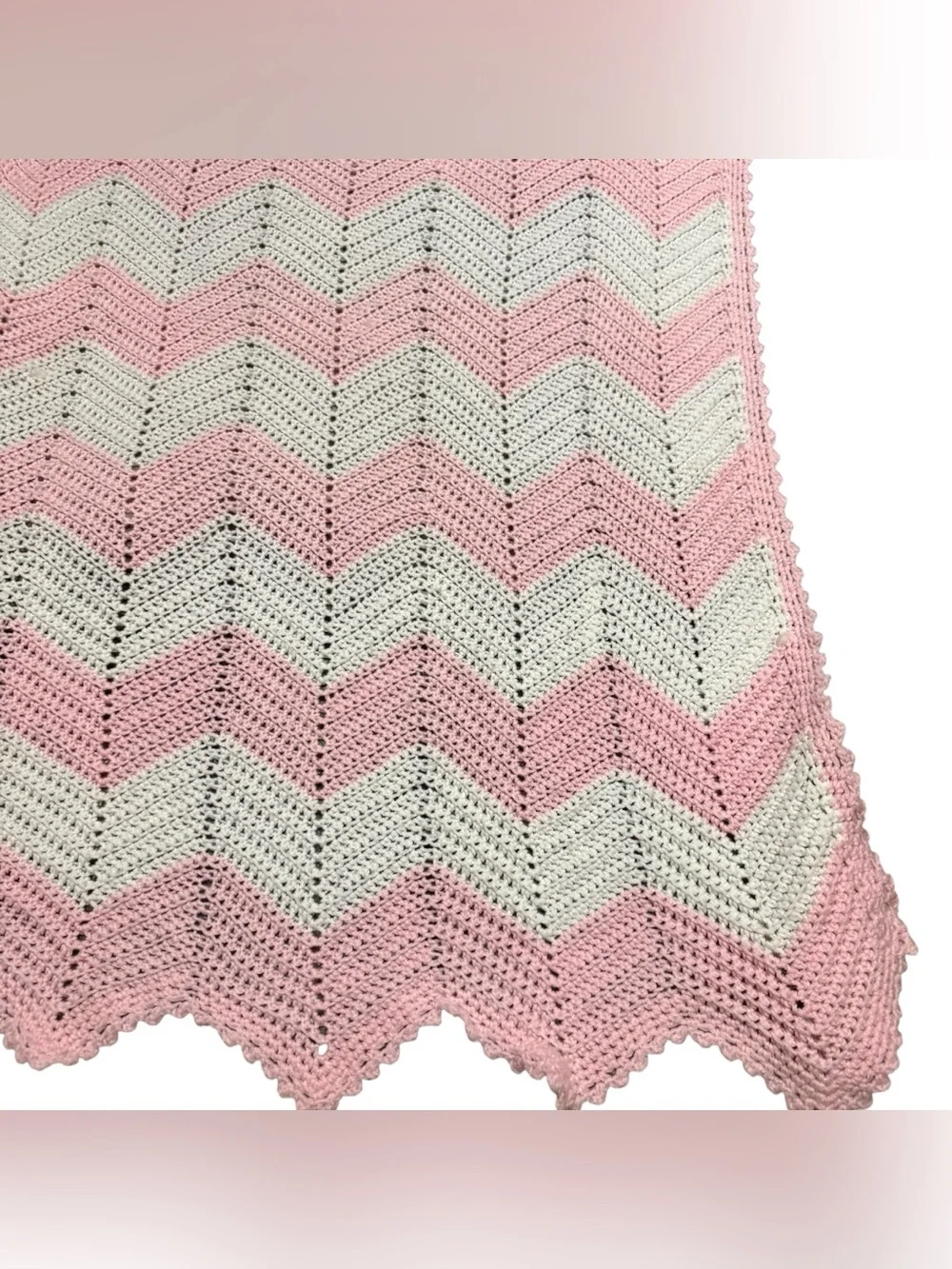 Pink White Chevron Crochet Blanket Scalloped Edge Handmade 40x58